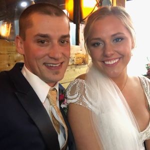 Meet your Posher, Abby